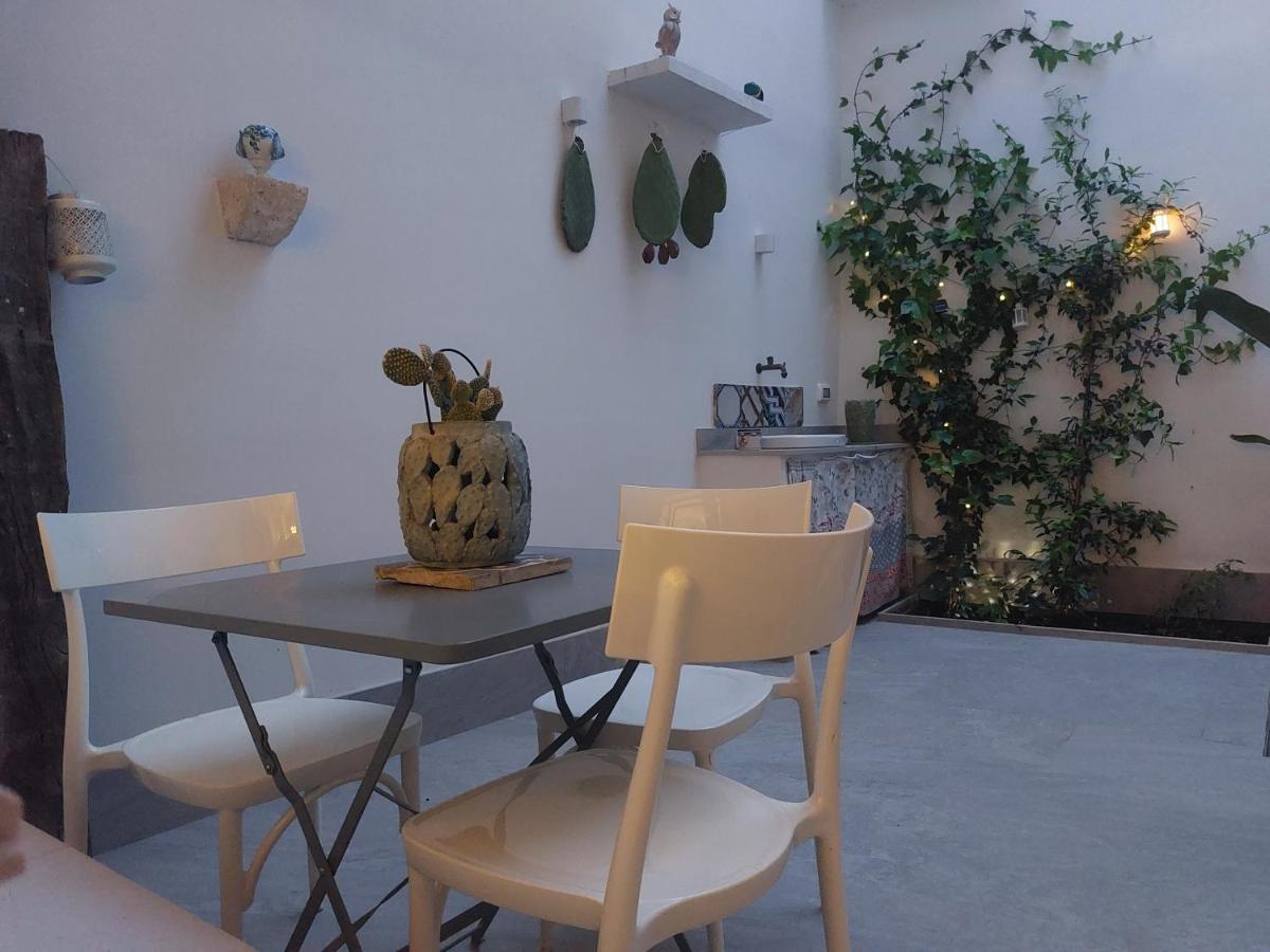 Mimar Casa Vacanze Charme Ed Eleganza 玛鲁吉奥 外观 照片